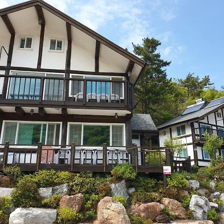 Tongyeong Yehyang Pension エクステリア 写真